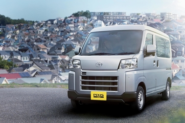 デラックス（2WD CVT）