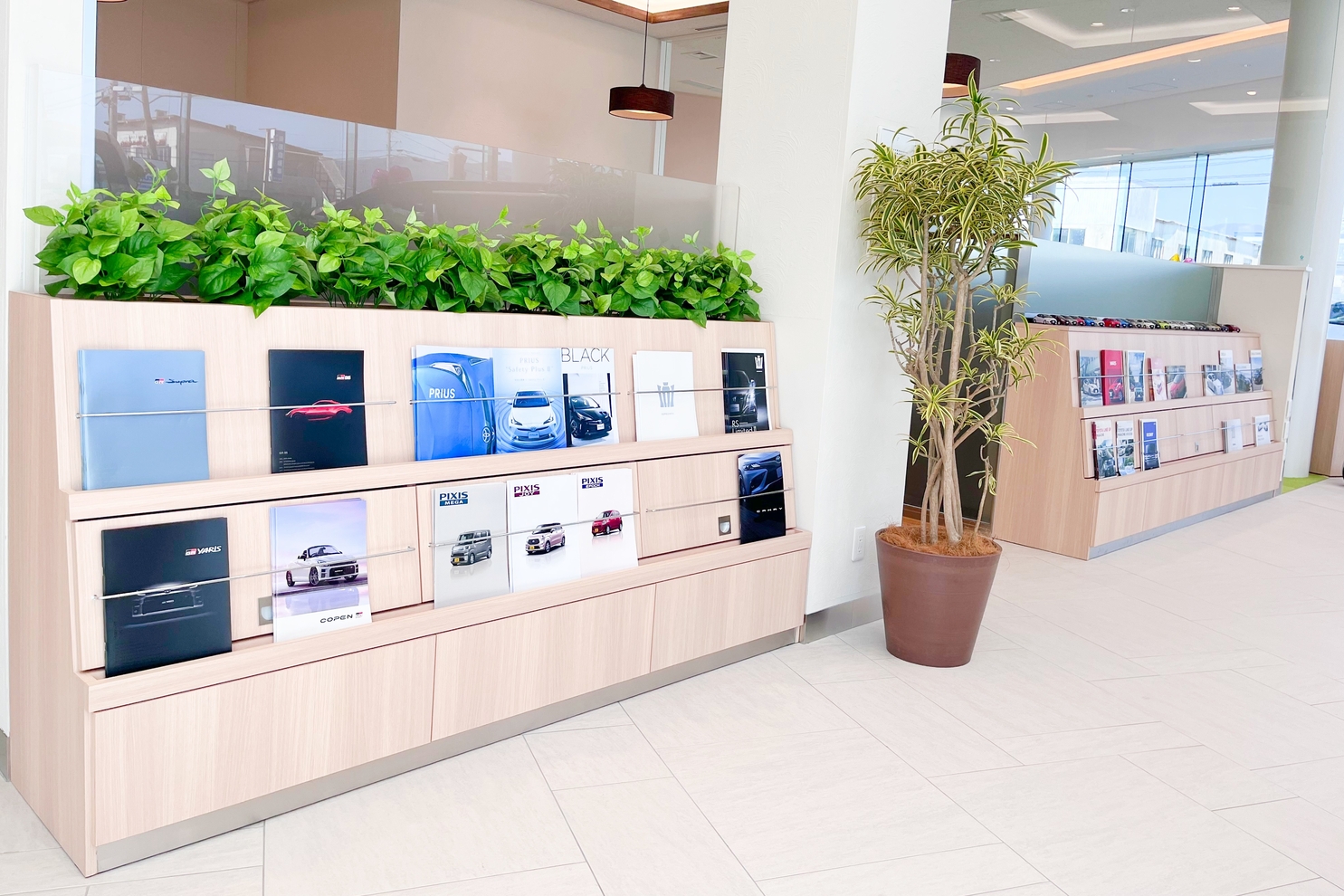 塩尻店_カタログ置き場
