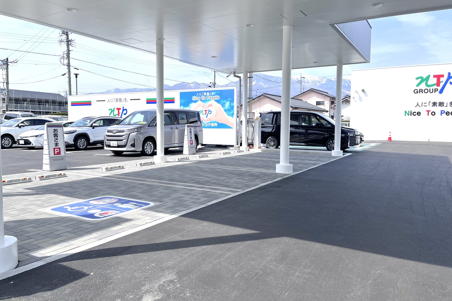 安曇野店_駐車場