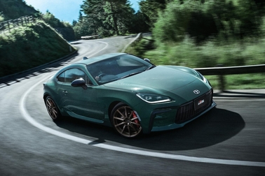 特別仕様車 RZ“Ridge Green Limited”（6MT）［ベース車両はRZ（6MT）］