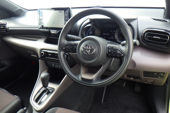 0152330_ヤリス⑥