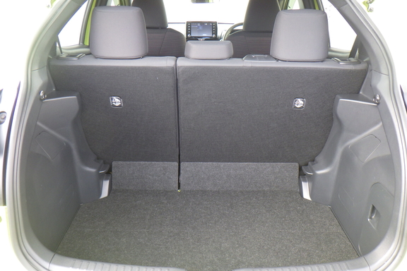 0152330_ヤリス⑧