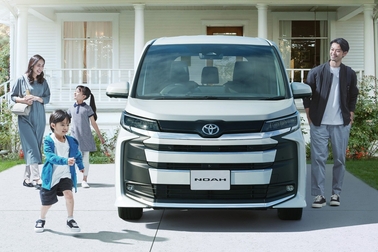 【モデル入り素材】S-Z（2WD・7人乗り）