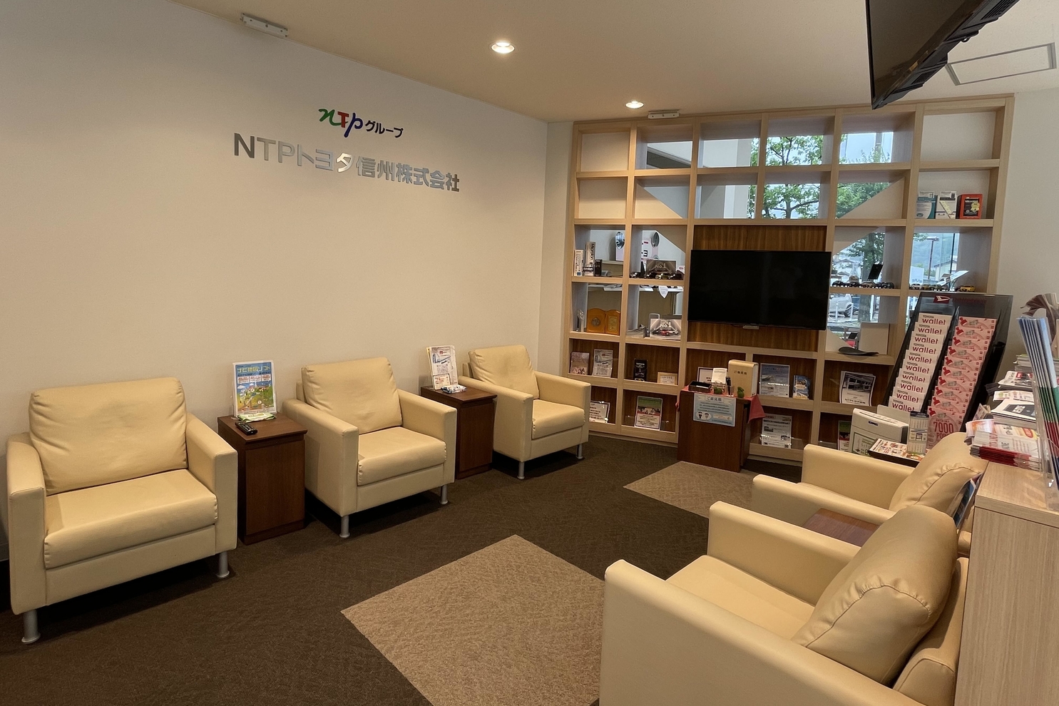 松本店:待合い2